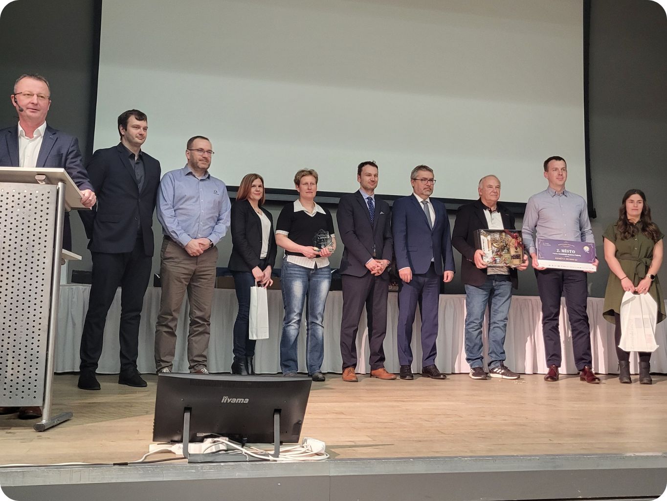 mléčna-farma-roku-2